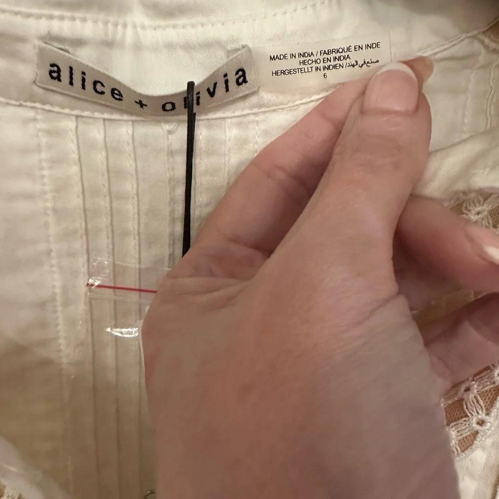 Alice + Olivia White Embroidered Ruffle Sleeve Dress - Picture 3 of 6